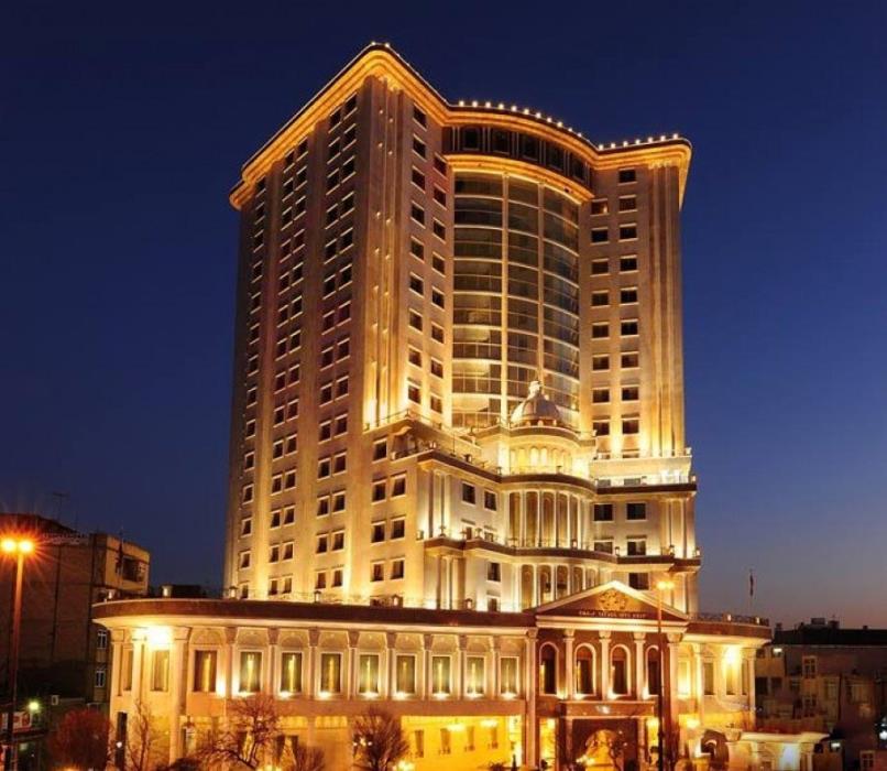 هتل آپارتمان در خیابان امام رضا 8 مشهد