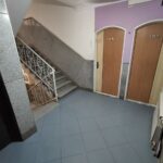 راه پله هتل آپارتمان مهرگان مشهد