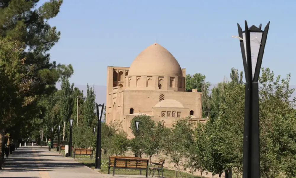 گنبد هارونیه مشهد
