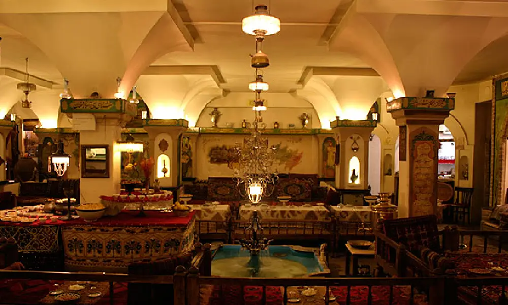 کافه هزاردستان مشهد