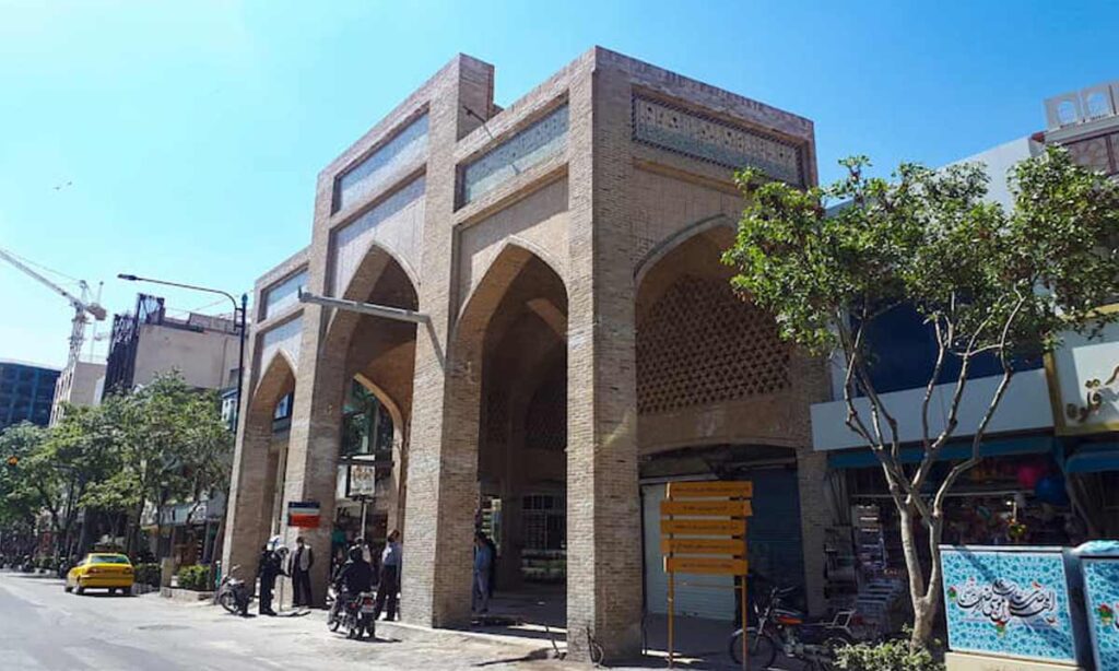 معماری و طراحی منحصر به فرد بازار سرشور مشهد