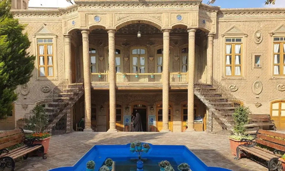 دیگر مراکز فرهنگی مهم مشهد که باید بشناسید