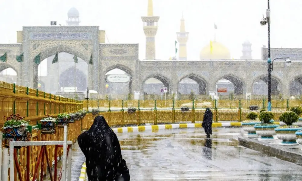 عکس برفی حرم امام رضا(ع)
حرم برفی در زمستان
بهترین زمان سفر به مشهد
