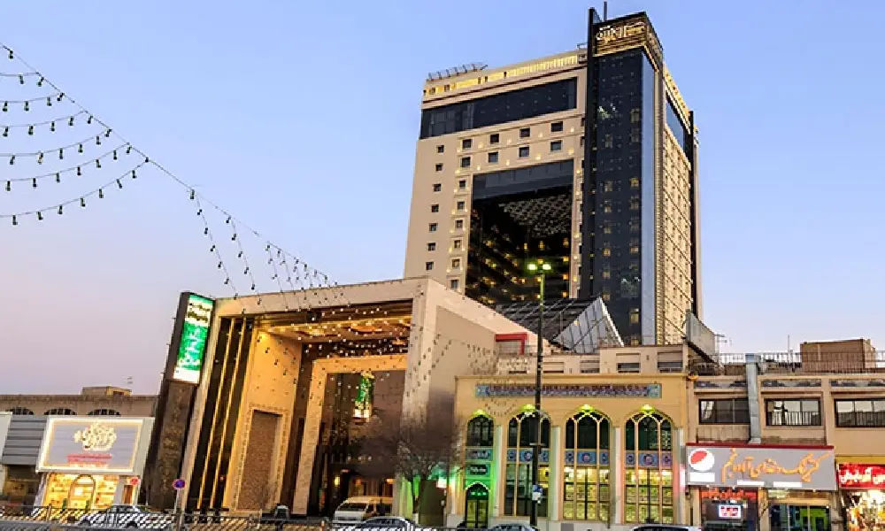 اقامت در هتل درویشی