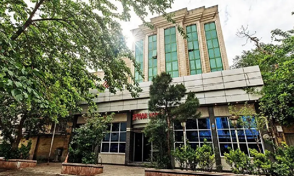 هتل زیتون: اقامتی مدرن برای خانواده های کوچک