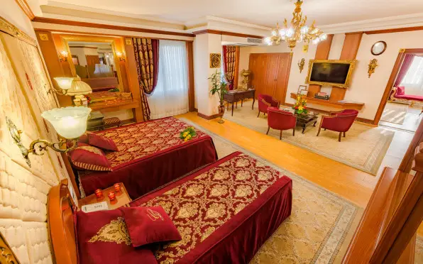 مشخصات کلی هتل قصر طلایی مشهد