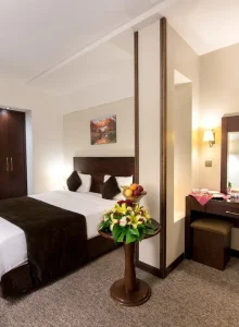 اتاق 2 نفره هتل جواهر شرق مشهد