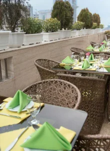 کافه سلف سرویس هتل جواهر شرق مشهد