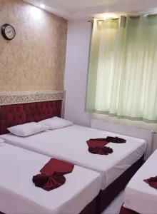 اتاق خواب 3 نفره هتل آپارتمان ریحانه