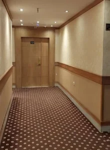 راهرو ها در هتل سایه مشهد