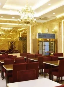 رستوران هتل آپارتمان ساعت