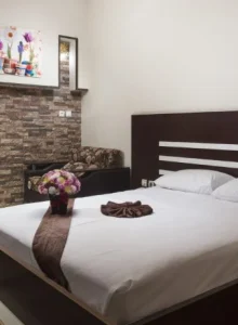 1ZZO14iE6LXSkDmxex-zs-AqgTt5oZOqG-4