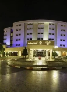 1h67KCJoQP3piC2In1BxOk4i2GtiOjfre-4