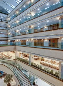 داخل هتل خورشید هشتم کوثر