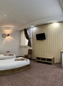 اتاق 2 نفره هتل ملیسا (مایسا فعلی ) مشهد