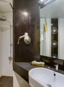 سرویس هتل سی نور