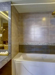 سرویس بهداشتی و حمام هتل سی نور