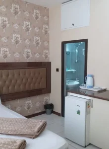 رزرو اتاق خواب دو نفره در خانه مسافر هرمس