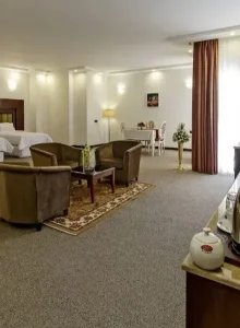 هتل پارک حیات مشهد