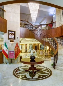 لابی و ورودی هتل پارسیس