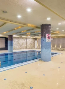 استخر هتل پارسیس