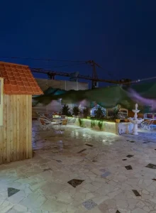 فضای باز هتل پارسیس