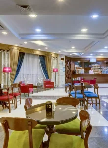 کافه رستوران هتل پارسیس