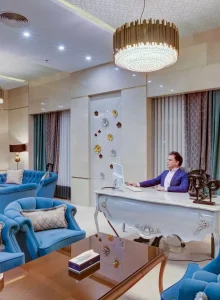 لابی و ورودی هتل خورشید هشتم کوثر