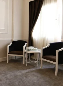 مبلمان در اتاق ها