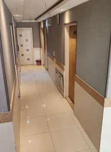 راهرو هتل آپارتمان پیمان مشهد