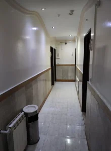 راهرو هتل آپارتمان یاسین نور مشهد