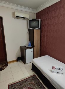 تخت یک نفره هتل آپارتمان کرانه مشهد