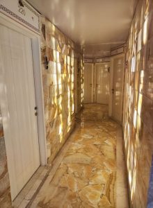 راهرو هتل آپارتمان کارون مشهد