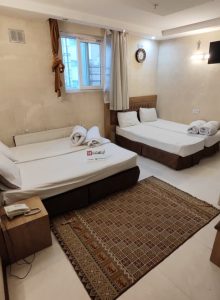 اتاق هتل آپارتمان بهزاد مشهد