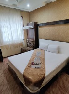 اتاق هتل آپارتمان رز طلایی مشهد