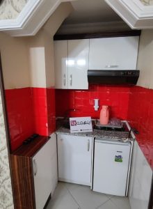 آشپزخانه هتل آپارتمان پایتخت مشهد