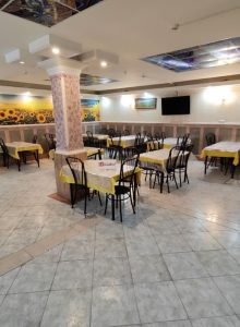 رستوران هتل قمر بنی هاشم مشهد