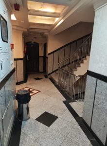 راهرو هتل آپارتمان آوا مشهد