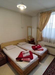 اتاق دو تخته هتل آپارتمان ساحل مشهد