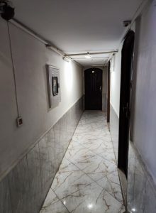 راهرو هتل آپارتمان شجاعی مشهد