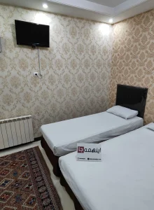 اتاق سه تخته هتل آپارتمان قصر سفید مشهد