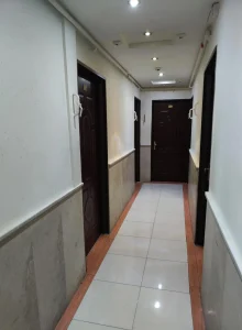 راهرو هتل آپارتمان ثامن الحجج مشهد