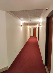 راهرو هتل آپارتمان کوثر مشهد