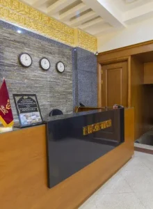 پذیرش هتل اپارتمان ایوان