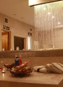 جکوزی هتل آریو مشهد