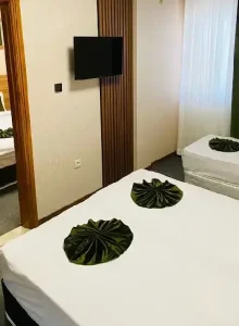 رزرو اتاق خانوادگی در هتل ضیافت نور