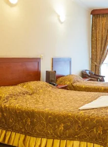 رزرو اتاق سه نفره در هتل هلیا