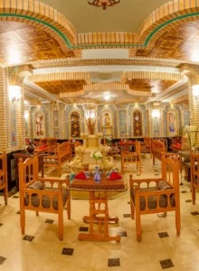 رستوران سنتی هتل قصر طلایی