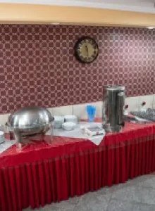 سلف سرویس صبحانه هتل سفیران