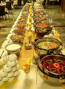 غذا خوری هتل آفتاب شرق مشهد